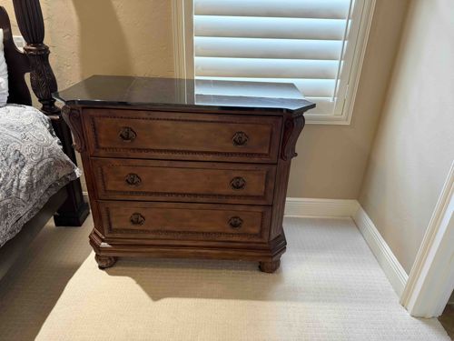 Traditional Granite-Top Three-Drawer Nightstand