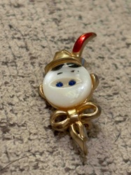 Vintage Gold Tone Pixie/Elf Brooch with Mother-of-Pearl Face