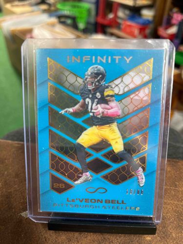 2016 Panini Infinity Le'Veon Bell Gold Parallel Football Card