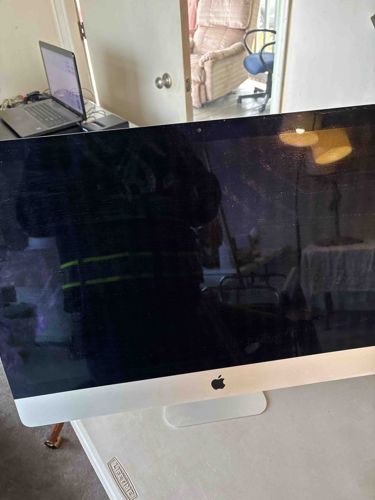 Apple iMac (Slim Desktop Model)