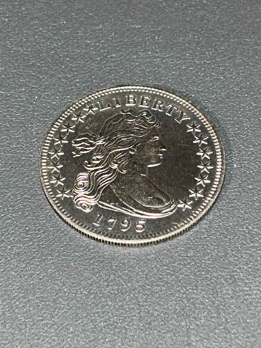 1795 Draped Bust Dollar, Flowing Hair, Small Eagle Reverse (Replica)
