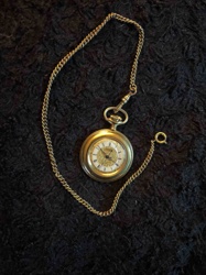 Vintage Gold-Tone Pendant Watch with Chain