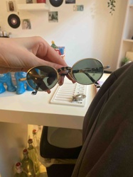Oval Frame Sunglasses with Leopard Print Temples
