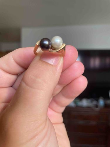 Two-Tone Pearl Bypass Ring