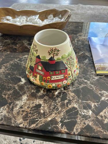 Yankee Candle Red Barn Orchard Candle Shade