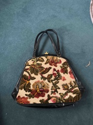 Vintage Floral Tapestry Frame Handbag