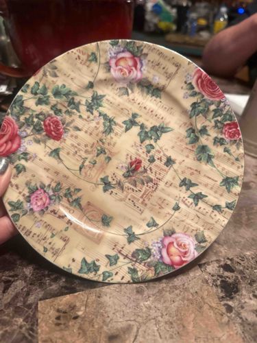 Musical Rose and Ivy Decorative Plate