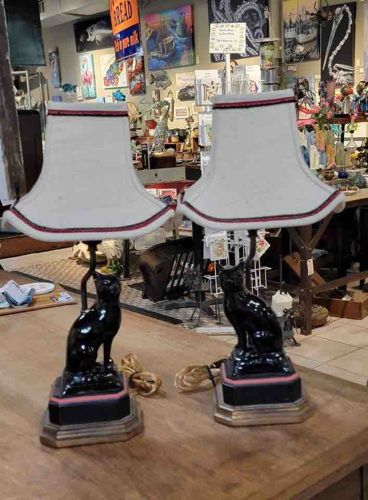 Pair of Mid-Century Modern 1950s Staffordshire Black Cat Lamps