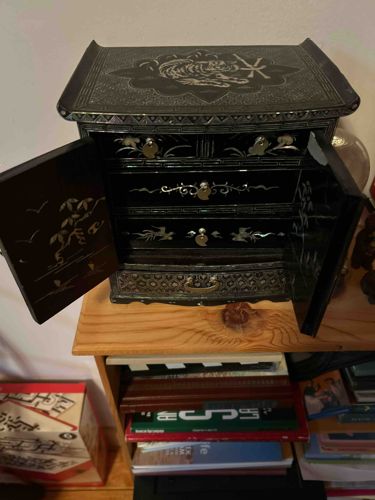Vintage Korean Black Lacquer and Mother-of-Pearl Inlay Jewelry Chest