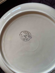 Sabin 'Crest-O-Gold' 22K Patented Dinner Plate (Underside)