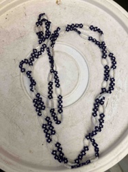 Two-Tone Seed Bead Floral Pattern Necklace