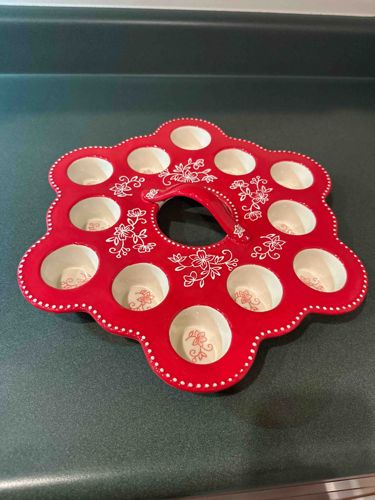 Temptations Floral Lace 12-Cup Muffin or Cupcake Pan in Red