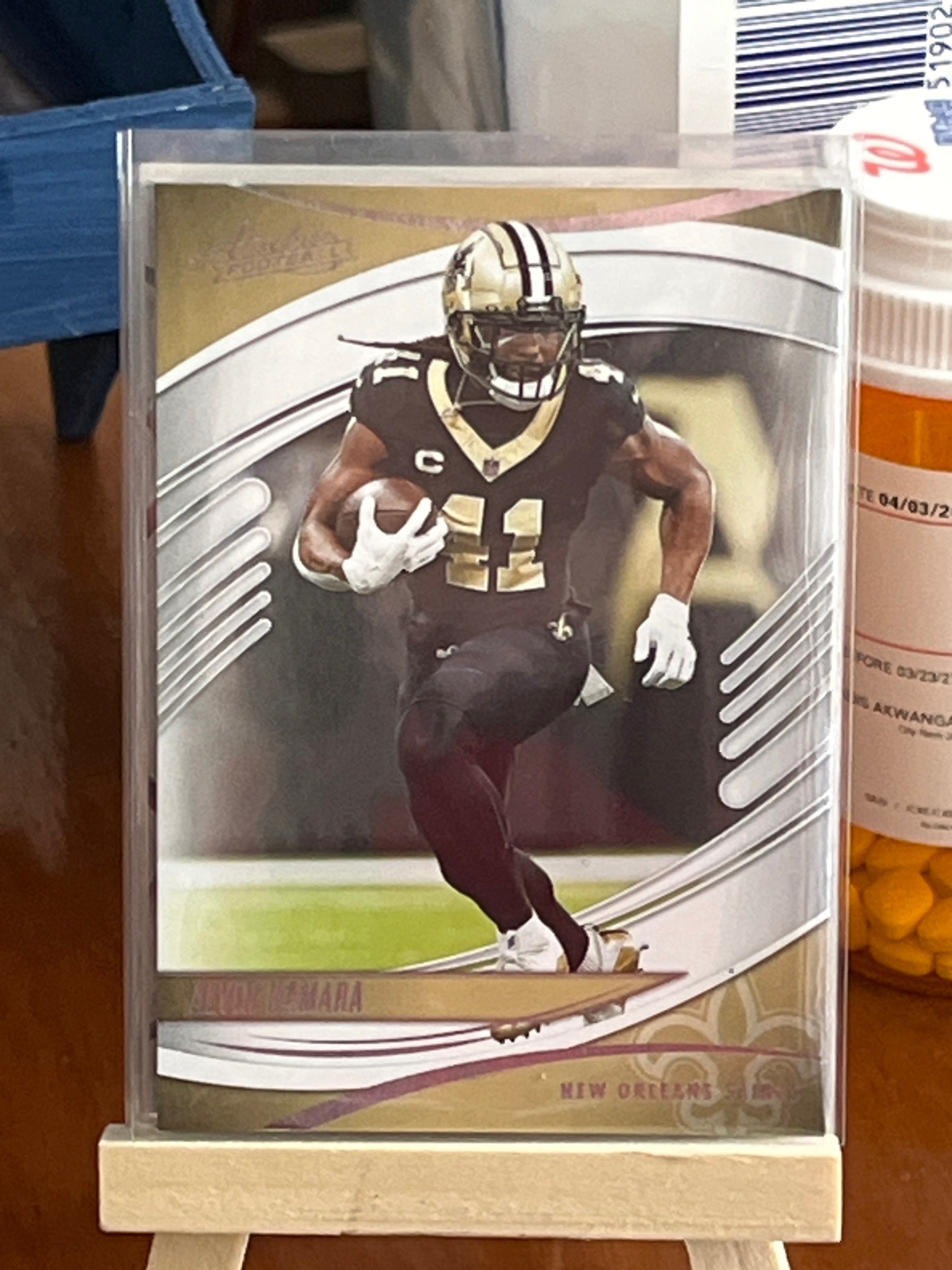 Alvin Kamara Panini Absolute Football Trading Card