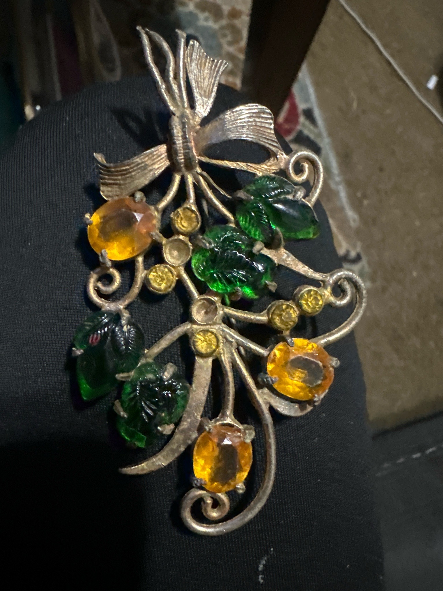 Submitted photo of vintage-style costume jewelry brooch