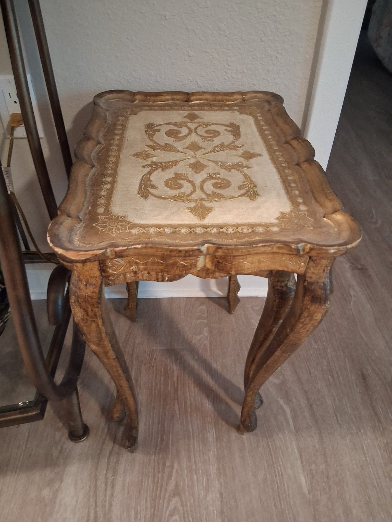 Submitted photo of Florentine style nesting table (unauthenticated)