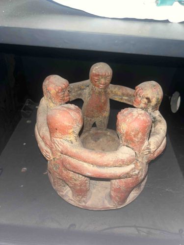 Traditional Circle of Friends Candle Holder