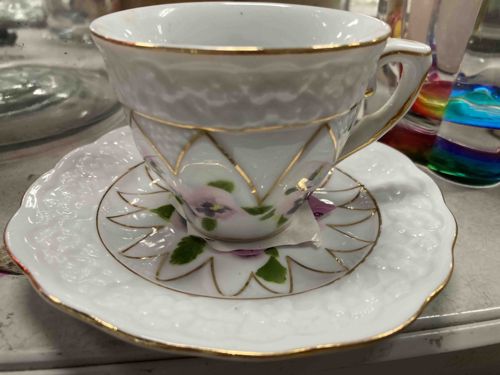Vintage Chinese Fine Porcelain Tea Cup and Saucer Set