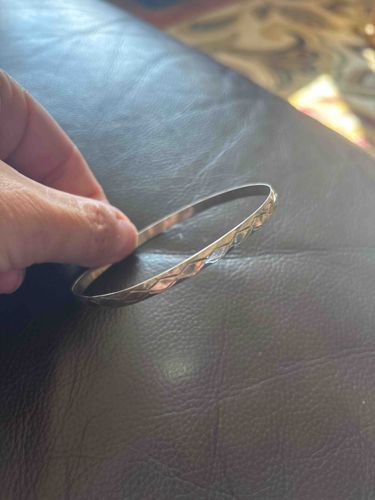 Patterned Silver-Toned Bangle Bracelet