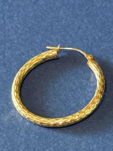 Single Textured Gold Hoop Earring