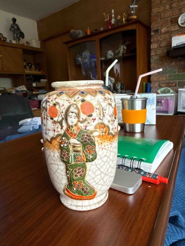 Satsuma-style Moriage Vase with Geisha Motif