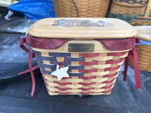 Longaberger 'Village' San Carlos Basket (1999)