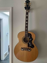 Epiphone EJ-200/N Acoustic Guitar