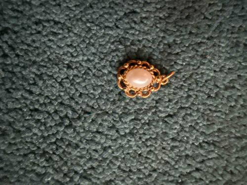 Oval Pearl Cabochon and Gold Tone Filigree Pendant