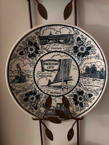 Mackinaw City Souvenir Plate