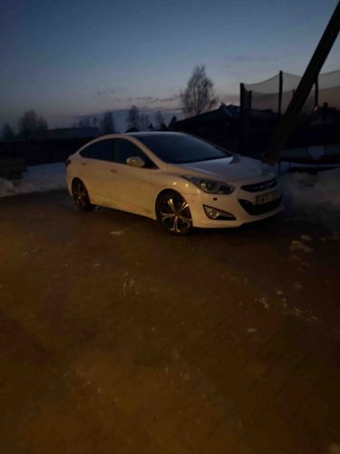 Hyundai i40 Saloon
