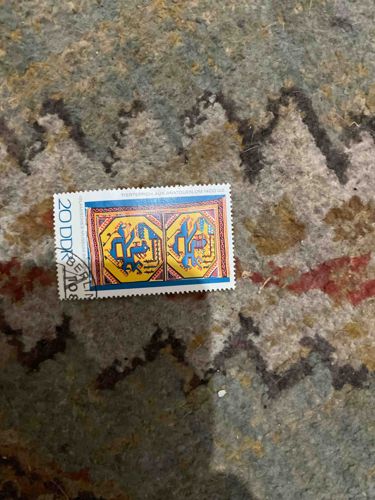 East German 20 DDR Pfennig Postage Stamp 'Turkish Kilim Designs'