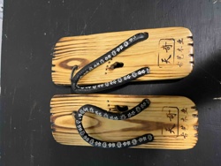 Flat-Soled Geta (Japanese Wooden Sandals)