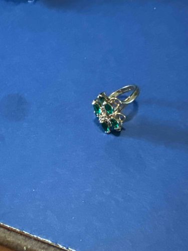 18k HGE Green & Clear Gemstone Cluster Ring