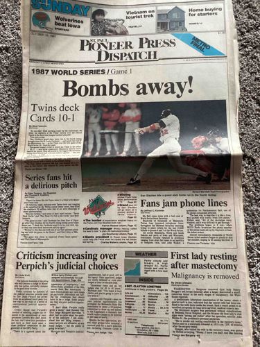 St. Paul Pioneer Press Dispatch Newspaper, October 18, 1987