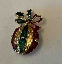 Christmas Ornament Holly and Bow Brooch
