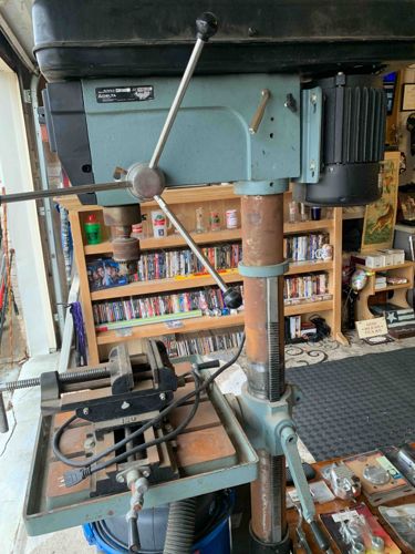 Delta Floor-Standing Drill Press with Machinist Vise