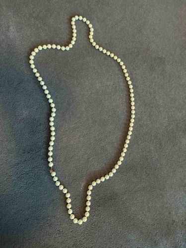 Single Strand Pearl Necklace