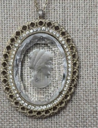 Vintage Glass Intaglio Cameo Necklace