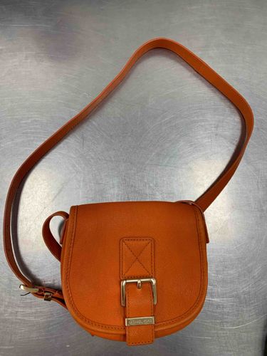 Kenneth Cole Reaction Saddle Crossbody Bag