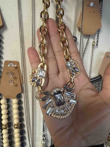 Gold-Tone Chunky Chain Statement Necklace with Art Deco Style Crystal Bib