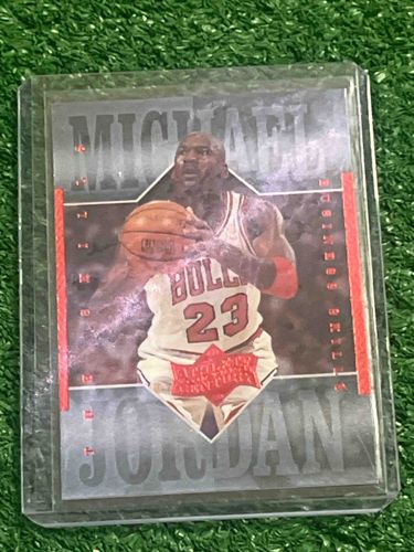 1997-98 Upper Deck Michael Jordan 'The Business' Die-Cut Basketball Card