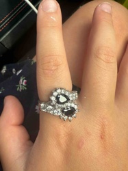 Fashion Cluster Ring with Black and Clear Stones