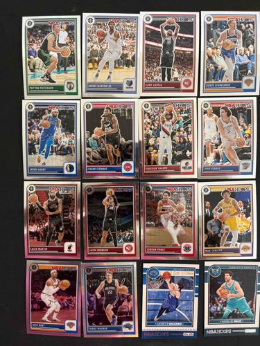 Lot of 16 Panini NBA Hoops Basketball Trading Cards