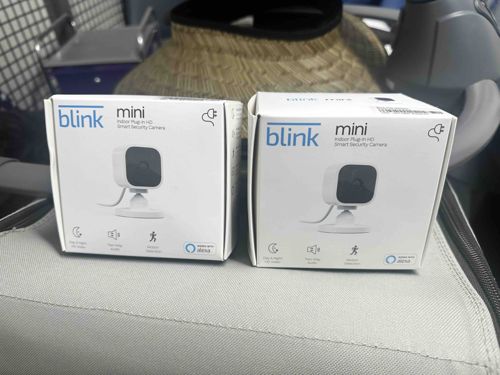 Blink Mini Indoor Plug-in HD Smart Security Camera