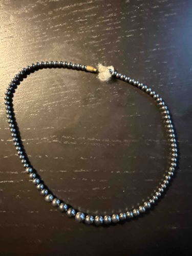 Graduated Hematite Beaded Necklace
