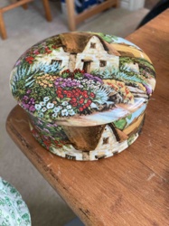 Cottage Garden Ceramic Trinket Box