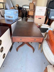 Federal Style Drop-Leaf Pedestal Table