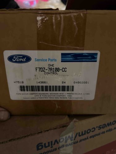 Ford OE Service Part F7DZ-7A100-CC Control Valve Body