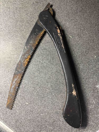 Vintage Seymour Smith & Son No. 910 Folding Pruning Saw