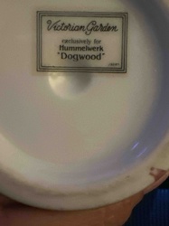 Victorian Garden Hummelwerk 'Dogwood' Ceramic Item
