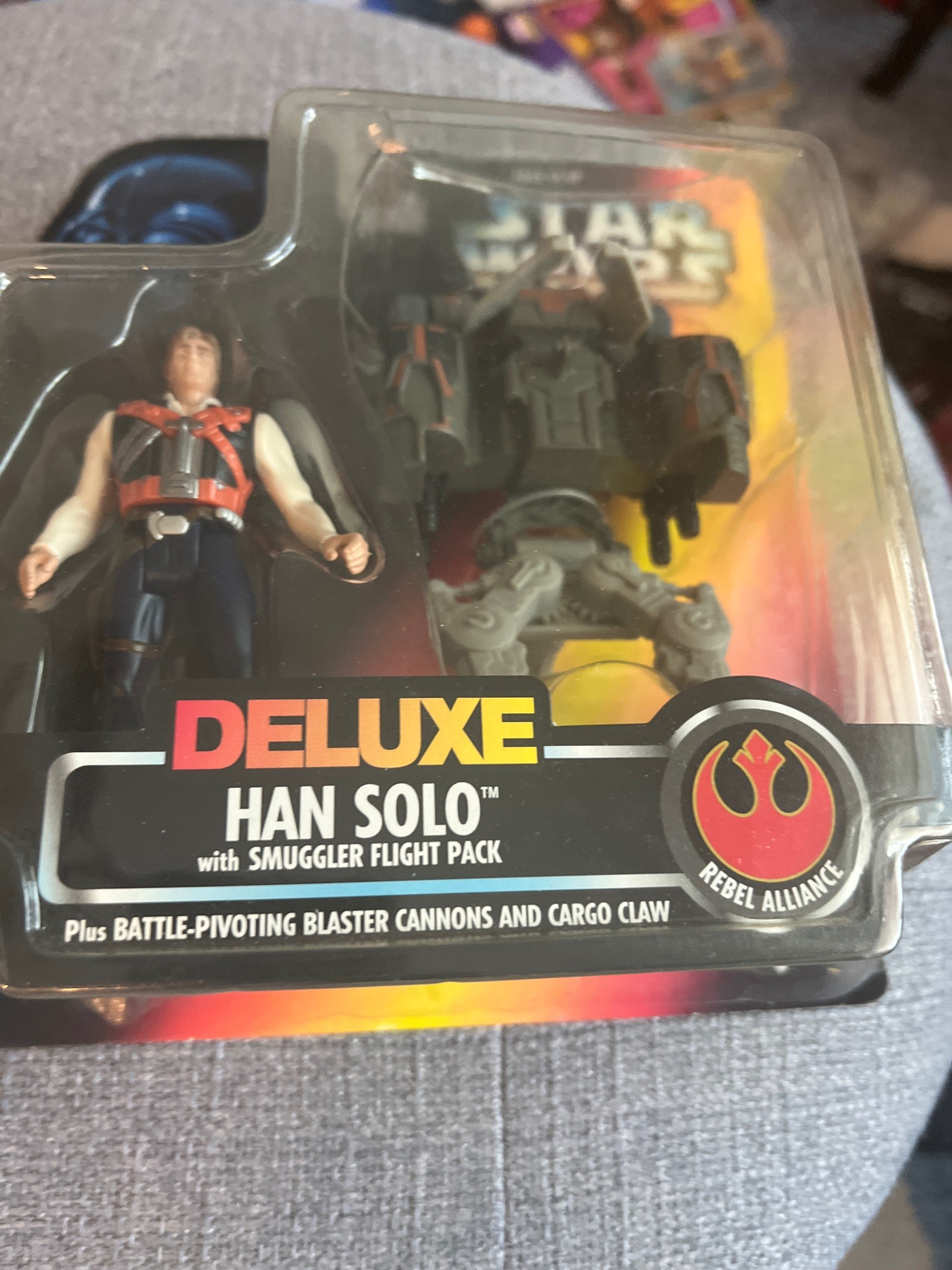 Submitted photo of Star Wars Deluxe Han Solo with Smuggler Flight Pack Action Figure (unauthenticated)